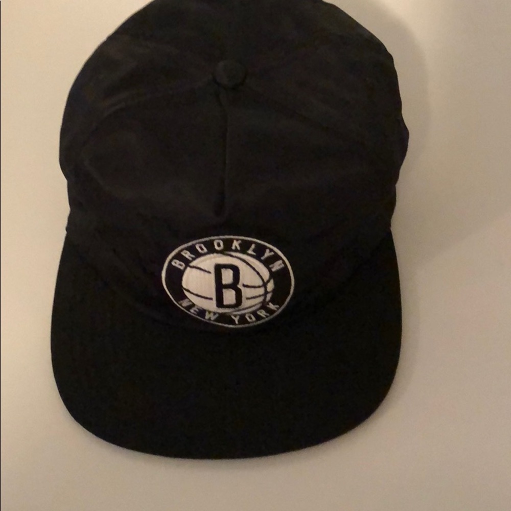 Brooklyn Nets zip back hat